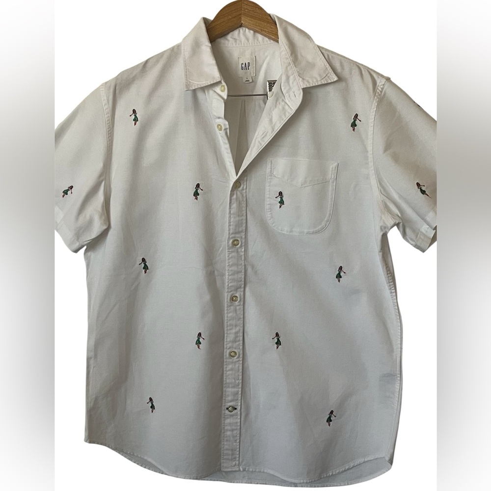 GAP White Casual Shirt with Embroidered Hawaiian Hula Girl Accents L